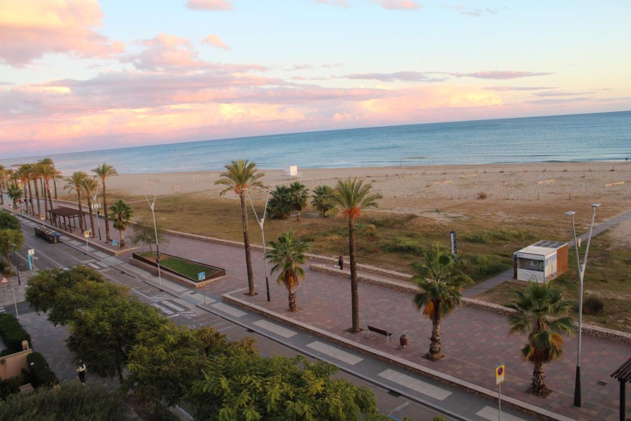 Espectaculares Vistas Al Mar En Segur De Calafell Apartment Luaran gambar