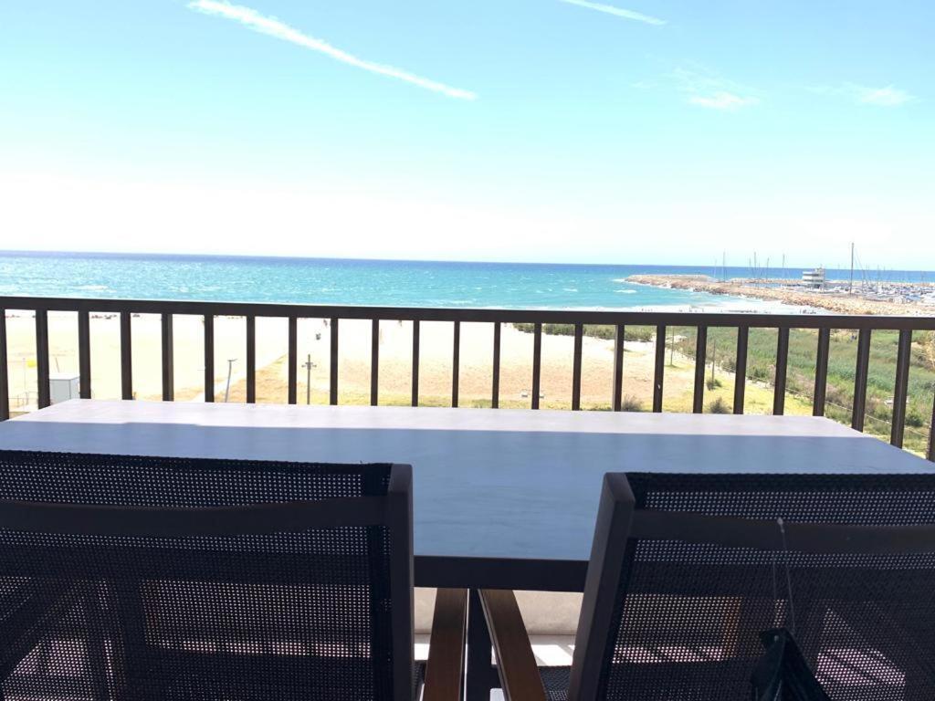 Espectaculares Vistas Al Mar En Segur De Calafell Apartment Luaran gambar